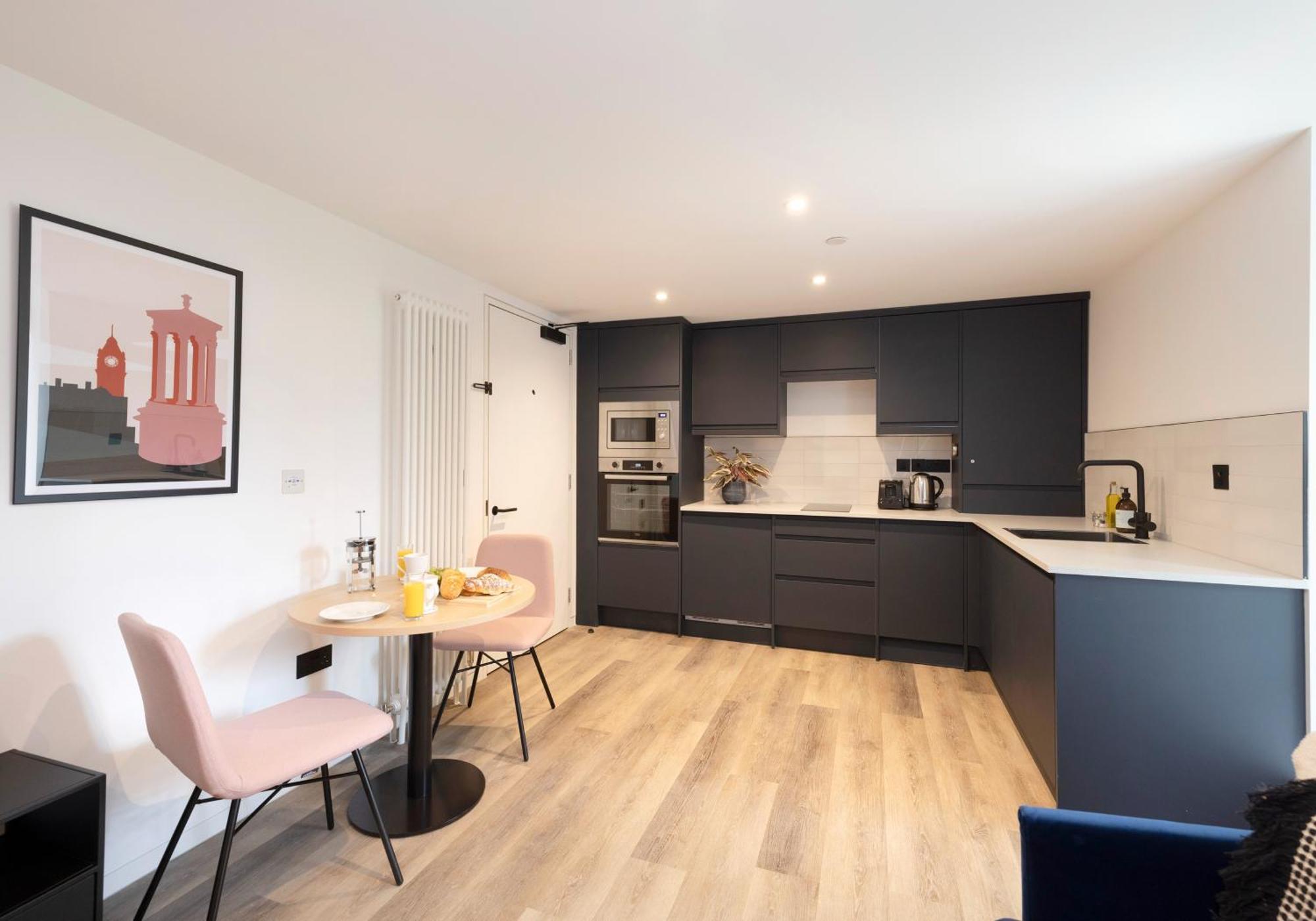Charming Studios Near Holyrood Park & Calton Hill Εδιμβούργο Δωμάτιο φωτογραφία